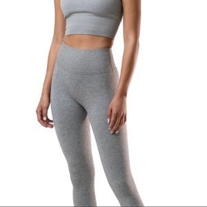 Balance Athletica grey linear leggings
